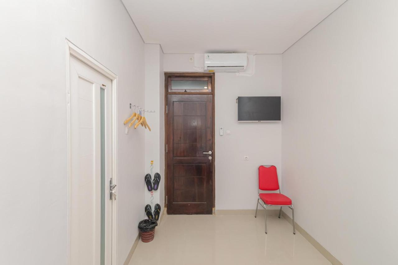 فندق Reddoorz @ Gedangan سيدوارجو المظهر الخارجي الصورة